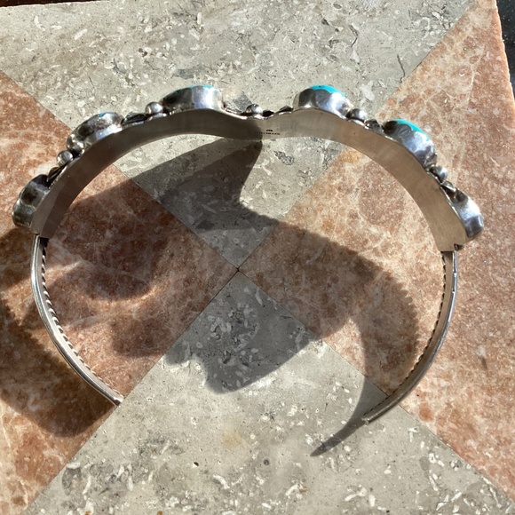 Beautiful Navajo Native American Sterling Silver Signed Six Stone Turquoise Cuff - Picture 7 of 12